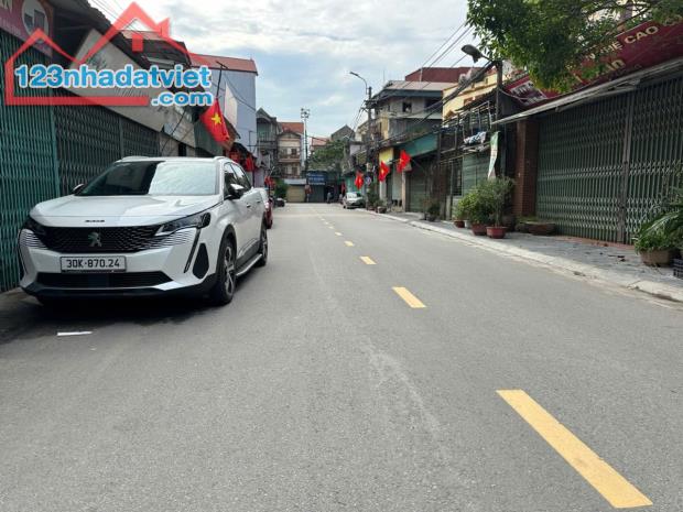 🔥🔥 MỘT LÔ DUY NHẤT ĐƯỜNG 2 Ô TÔ TRÁNH PHÓNG  ✅ Dt : 53m  💸💸 Giá : 2tyxx có như không - 1