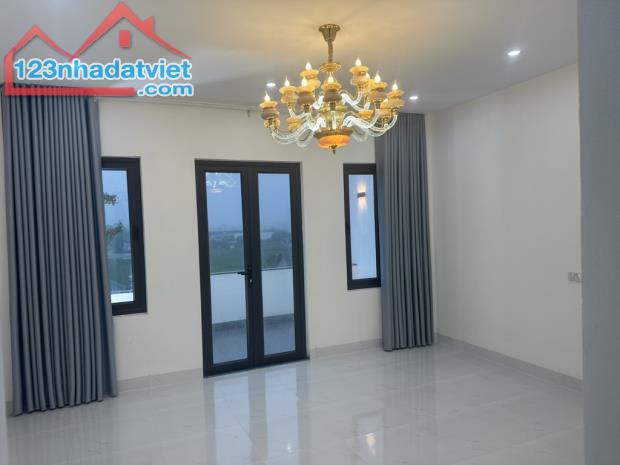 🏡🏡NHÀ 4 TẦNG ĐẸP LỘNG LẪY NỘI THẤT XỊN SÒ-  KINH DOANH - OTO TRÁNH- TƯƠNG LAI VIEW HỒ CẦ - 2