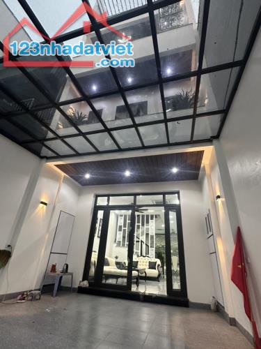 🏡🏡NHÀ 4 TẦNG ĐẸP LỘNG LẪY NỘI THẤT XỊN SÒ-  KINH DOANH - OTO TRÁNH- TƯƠNG LAI VIEW HỒ CẦ - 3