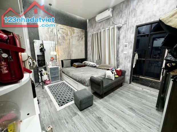 Bán nhà gần Ngã Tư Sở, 6 tầng full nội thất ngõ thông các ngả vị trí Vip Thanh Xuân - 1