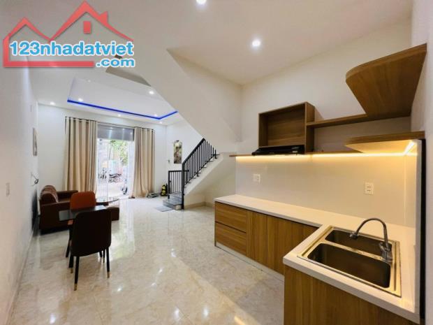 ♪Nhà sau MT Hùng Vương gần Big C, 56m2, 2 tầng, 3PN, nhỉnh 3 tỷ - 3