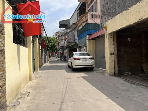 Bán đất ngõ phố Cô Đông, phường Bình Hàn, TP HD, 89.5m2, mt 3.9m, ngõ oto tránh nhau, thôn