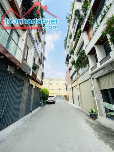 Nhà mới xây 5 tằng- Thang máy- Nội thất full cao cấp khu Vip- Gò Vấp