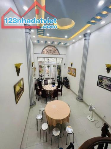 Bán nhà Mặt tiền Lê Trung Nghĩa - Cộng Hòa, khu K300, 4.1x17m, 5 Tầng, 4 PN, 14.5 tỷ. - 1
