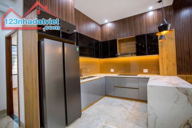 Nhà đẹp 3 tầng Bùi Thiện Ngộ , Hoà Xuân, Cẩm Lệ. DT100m - 3