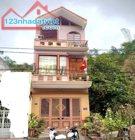 💥Chính chủ cần bán căn nhà 3 tầng mặt đường Ngô Quyền, Hợp Thành, Lạng Sơn, 3,2 tỷ