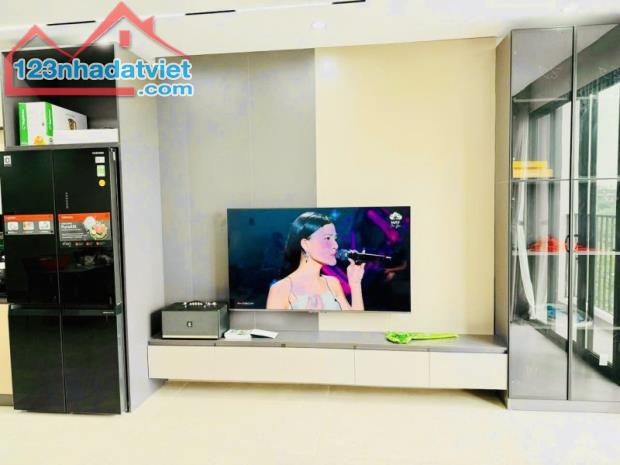 Bán nhà Ngọc Thuỵ,Long Biên 5 tầng,58m,mt5.1m oto tránh nhỉnh 15 tỷ - 1