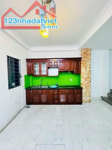 🔥 BÁN NHÀ MỄ TRÌ - NAM TỪ LIÊM – 40M2 – Ô TÔ ĐỖ CỬA – NGÕ THÔNG – Ở NGAY – GIÁ 9 TỶ 🔥 - 2
