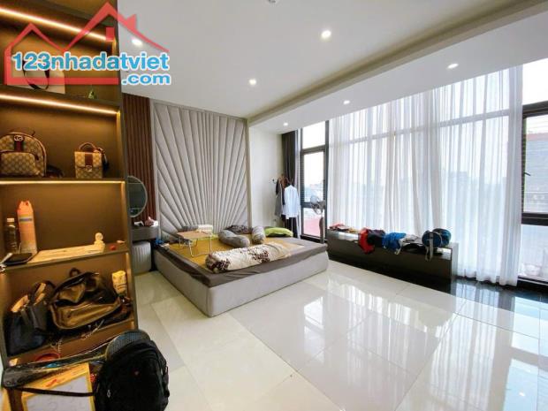 Tòa Văn Phòng Phố Phú Diễn (Hồ Tùng Mậu) 97/110m-8Tầng (Có Hầm), MT 6m 40 Tỷ - 4