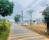 Cần bán lại 2 nền đất MT đường Quảng Tiến. 220m2. Ngang 11m. Tiện kinh doanh, đầu tư.