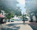 Đất đấu giá phố Cổ Linh, 3 Ôtô tránh, Vỉa hè 2 bên, View hồ, Full Tiện Ích.