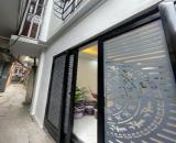 NHÀ ĐẸP -- VỊ TRÍ THUẬN TIỆN! 🏠  Giá: 5.x tỷ (giảm 200tr) cho ace nào nhiệt tình 😜  Đị