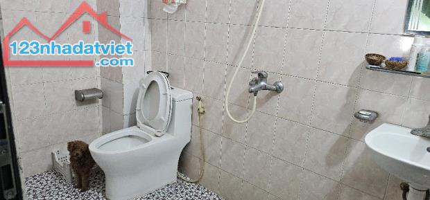 Bán nhà phố Trường Chinh, vỉa hè ô tô tránh kinh doanh 86m2, mặt tiền 5,5m, 35 tỷ rưỡi! - 1
