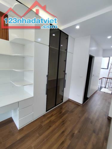 NHÀ MỚI ĐẸP Ở NGAY ĐẠI LA HAI BÀ TRƯNG - 32M2-5 T -5,38?TỶ TẶNG NỘI THẤT - 4