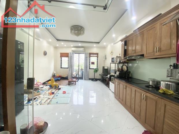 Nhà Đền Lừ mặt chợ, kinh doanh sầm uất 45m2 - 5 tầng nhỉnh 13 tỷ - 1