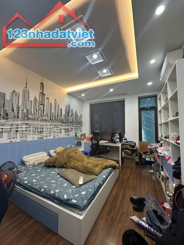 Bán nhà phố Thanh Nhàn, Hai Bà Trưng, ô tô đỗ cửa, thang máy 5 tầng 75m2 giá 22.5 tỷ - 3