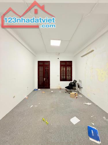 KĐT Đại Kim, Phân lô 2 thoáng, vỉa hè, ô tô dừng đỗ. DT 54m2, 4 tầng, MT 4,3m. Giá 17,5 tỷ - 4