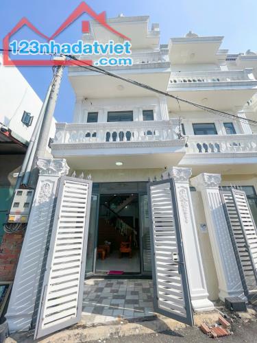 🔥 Nhà 2 lầu gần Big C Đồng Nai - nhận nhà chỉ 1 tỷ 050 🔥