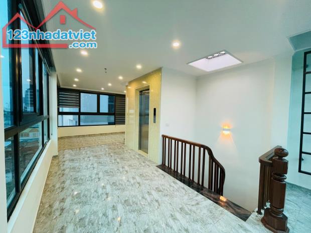 Siêu hiếm! Nhà cực đẹp 55m2x8T thang máy - PCCC - cạnh Lotte, phố Linh Lang, Ba Đình. - 3