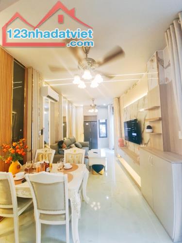 Lạc Long Quân Phường 10 Tân Bình - Nhà đẹp giá siêu rẻ - Chỉ 4.299 tỷ