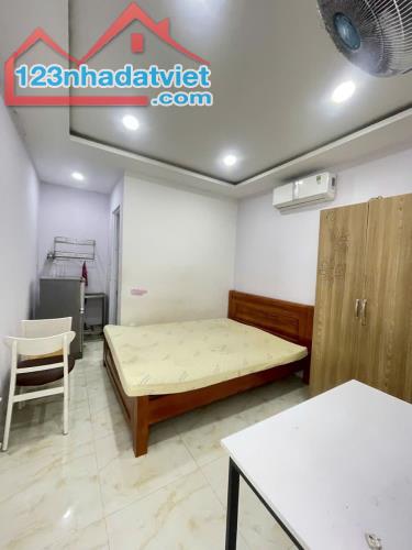 Nhà rộng 5 tầng, gần Chung cư Ruby Nguyễn Sỹ Sách, 5.25 tỷ - 4