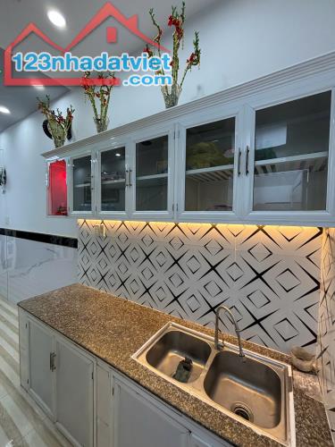 NHÀ BÁN Tỉnh Lộ 10 - 4 TẦNG - 3x8m - HXH - 2.45 TỶ - BÌNH TÂN - 1