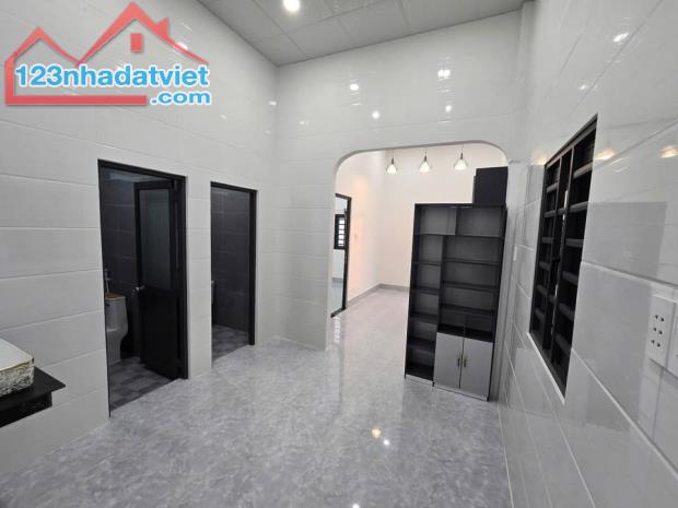 Bán Nhà Cấp 4 Mặt Tiền 85,8m hẻm thông 8m Gần Cầu Ông Thìn ! - 5