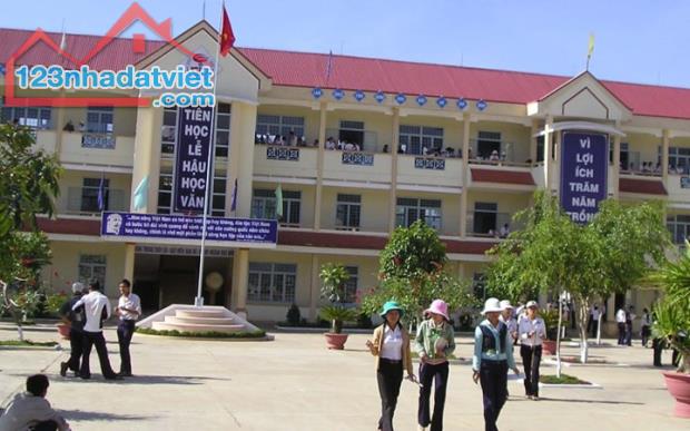 CẦN MỞ THÊM XƯỞNG KD NÊN CẦN BÁN GẤP 16KIOT  MUA 2016 - 2