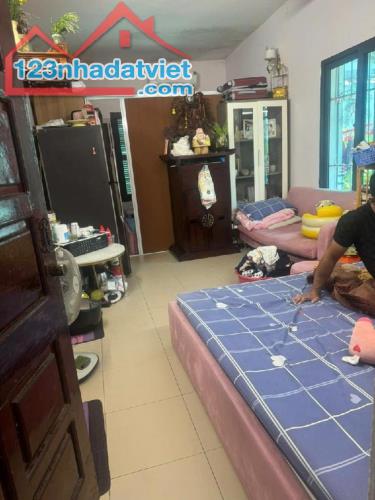Cần Tiền Bán Căn Hộ Thạch Bàn, Long Biên 32m2, giá 1,52 tỷ - 1