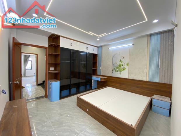 NHÀ BÁN Ao Đôi - 5 TẦNG - 62m² - HẺM XE TẢI THÔNG - 9.6 TỶ - BÌNH TÂN