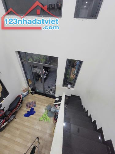 Hàng ngộp cần ra gấp  - DT lớn 108m2 - đường 7.5m , Thạnh Xuân 18 Quận 12- Giá 5.8 tỷ - 1