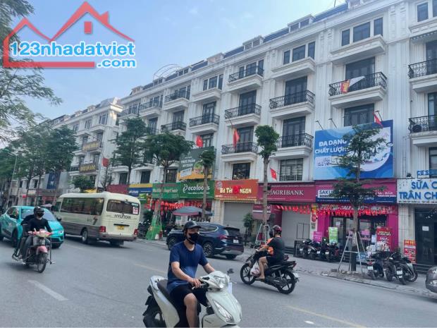 BÁN NHÀ 6 TẦNG MẶT PHỐ XUÂN LA- KINH DOANH ĐỈNH - 1