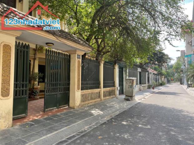 Bán biệt thự KĐT Định Công – Lô góc cực thoáng – 150m² –mặt tiền 10m - 2