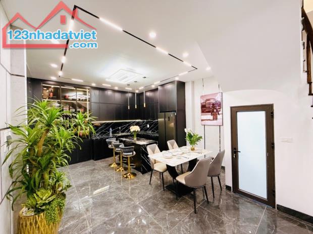 Đại La - Hai Bà Trưng 58m x 4 tầng nội thất tiền tỷ, 15m ra phố giá 9,8 tỷ (CTL) - 5
