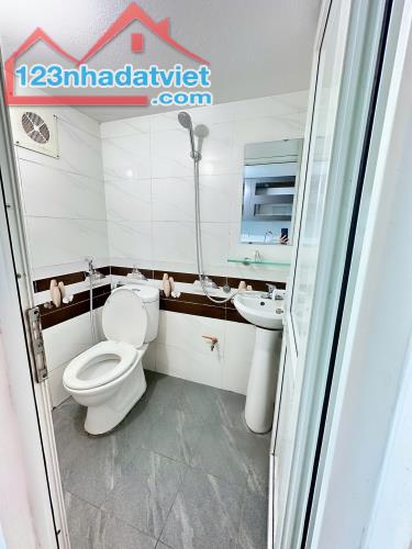 Cần bán gấp nhà 6 tầng Mễ Trì Thượng, 10 phòng khép ngõ nông, DT 62m2, MT 4m, Giá 10.8 tỷ - 5