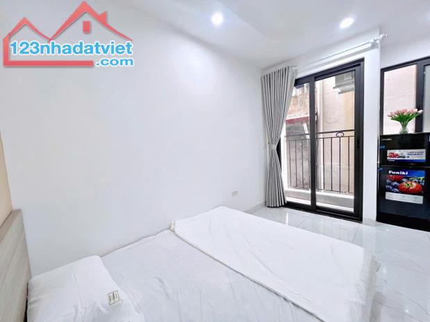 Cho thuê CCMN Full đồ cực đẹp thoáng tại 69b Hoàng Văn Thái