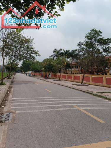 Bán Đất -Xã Hiền Ninh ( Sóc Sơn)- 89 M2 Bìa Làng - 3,1 Tỷ