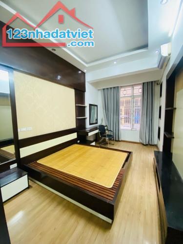 Bán nhà 5 tầng 42m2 phố Đào Tấn,Ba Đình, Oto đỗ cửa, 50m ra phố, Ngõ thông, Kinh doanh tốt - 1