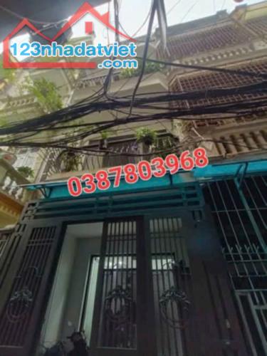 BÁN NHÀ PHỐ HÀO NAM, DT 46M2 X 5 TẦNG, Ô TÔ QUA  - NGÕ THÔNG - KD - 2 MẶT THOÁNG, GIÁ 13.5