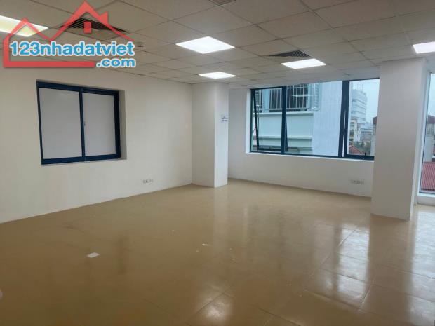 40 và 43m2 văn phòng cho thuê tại số 18 ngõ 11 thái hà. lh chủ nhà - 1