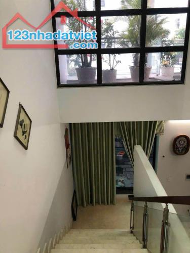 GẤP CHÍNH CHỦ CẦN RA GẤP CĂN NHÀ 200m2 ĐƯỜNG CÁCH MẠNG THÁNG 8- PHƯỜNG QUANG VINH- - 2