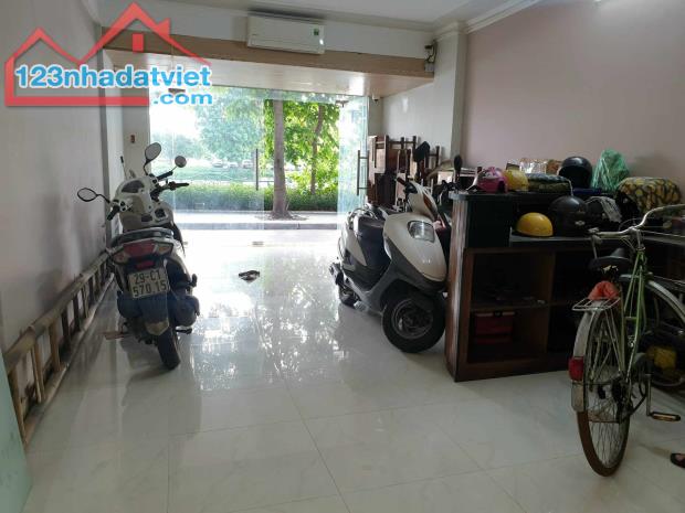 ĐẲNG CẤP HỒ TÂY – NHÀ SIÊU HIẾM 2 MẶT PHỐ - VỪA Ở VỪA KINH DOANH ĐỈNH- 60M 7 TẦNG 25,5T - 4