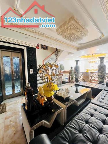 Bán BIỆT THỰ Thảo Điền 12om2  đường Trần Não,