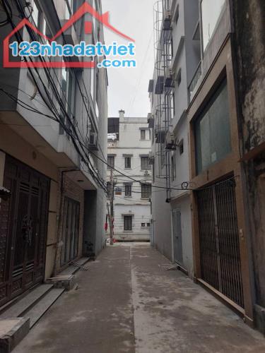 Bán Nhà Định Công Thượng. Hoàng Mai. 7 Tầng Thang Máy. Ô Tô. DT 80m2. MT 4,3m. Giá 18,4 Tỷ
