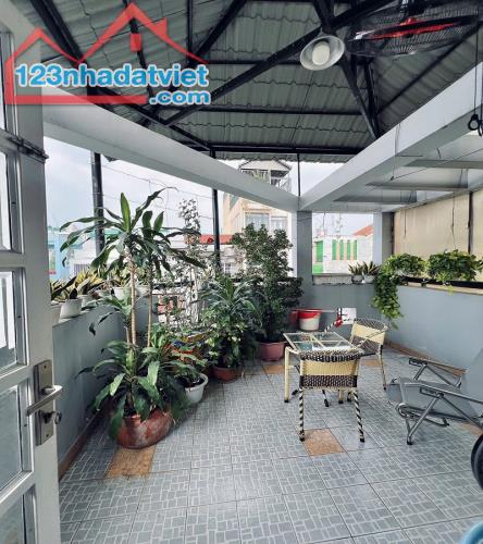 Bán nhà hẻm 10m, Nguyễn Kiệm, P3, Phú Nhuận, 44m2, 4 tầng. ngang 4,9m - 3
