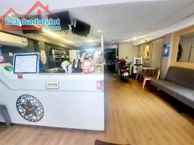 Nhà bán khu dân cư Trung Sơn giáp Him Lam Q.7, 100m2  ngang 5m, 4 tầng, 5pn, giá nhỉnh 17 - 3