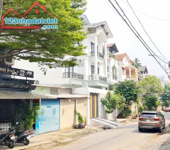 Bán nhà đồng bộ KDC Bình Hưng - gần BX. Quận 8, 100m² - chỉ nhỉnh 8 tỷ
