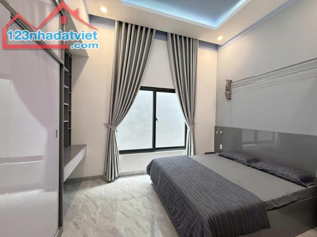 NHÀ MỚI GIÁ TỐT – HẺM PHAN HUY CHÚ – CÁCH BX PHÍA NAM & ĐH TÂY NGUYÊN CHỈ 2KM - 4
