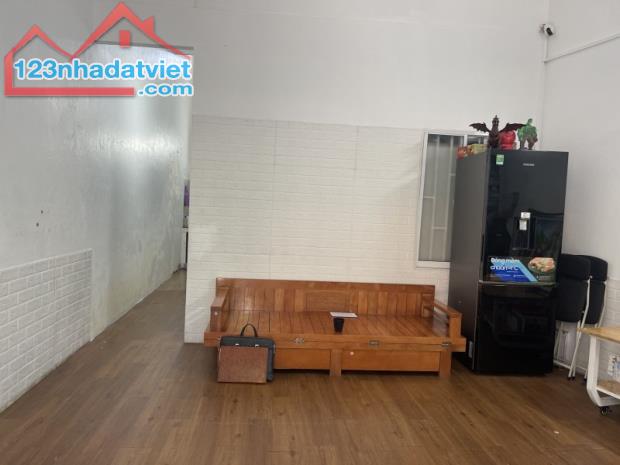NHÀ C4 GIÁ RẺ, CÁCH MẶT TIỀN DŨNG SĨ THANH KHÊ CHỈ 20M - CẠNH TRƯỜNG ĐH, CĐ - CHỈ 2.05 TỶ