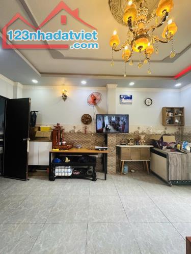 🌹🌹CHỈ 12.3TỶ- Nhà Mặt Tiền KD Gần Phú Lâm 94m-Ngang Gần 5m-4Tầng-5PN - 1